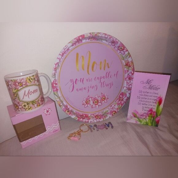 Mom MUG, Plate, Personalized Mom Frame Decor & MOM Keychain Mothers Day … - Picture 1 of 6